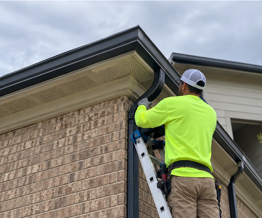 apartment-gutters-worker-2 Apartment & Multifamily Gutter Installation